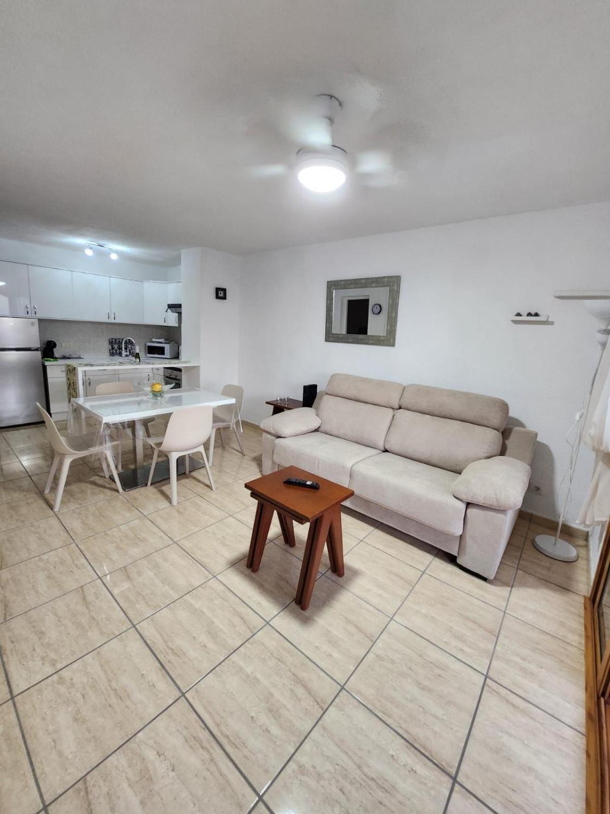 Santiago Beach, Los Cristianos Apartment With Air Conditioning エクステリア 写真